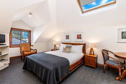 Sandstone Suites - In The Heart Of Port Fairy - Taree Accommodation 1