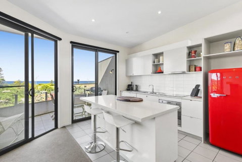 Sandy Beach Apt 4 - Taree Accommodation 2