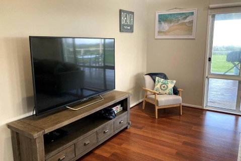 Sandy Bottoms Beach Escape - Taree Accommodation 3