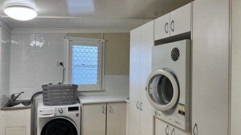 Sandy Days 4551 - Taree Accommodation 1