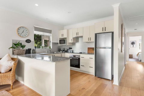 Sandy Days - Taree Accommodation 3