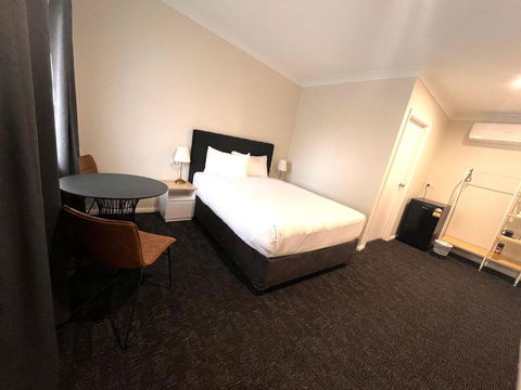 Seven Inn - Taree Accommodation 1