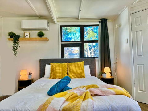 Shops Across St! Cute Studio In Salisbury - Taree Accommodation 0