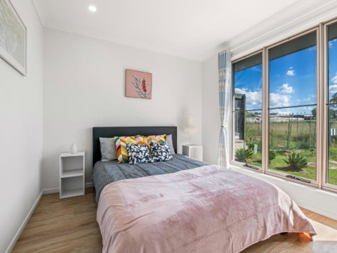 Spacious Newly Furnished 4BD Family Retreat - Taree Accommodation 3
