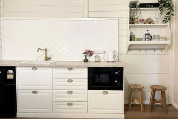 Taree CBD Cottage Apartments with Taree Accommodation