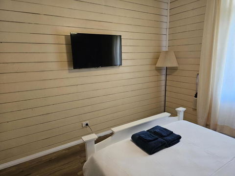 Taree CBD Cottage Apartments - Taree Accommodation 2