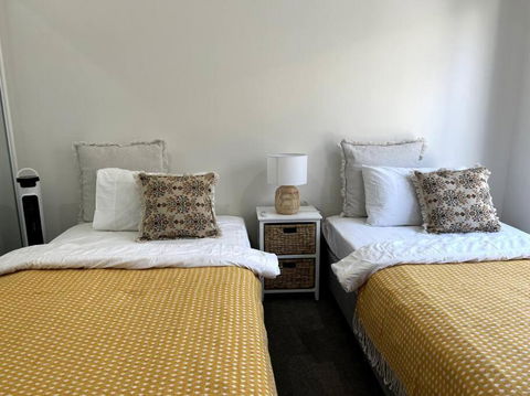 The Cosy Cottage - Taree Accommodation 2