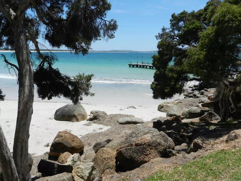 Beachside Apartment - Taree Accommodation 1