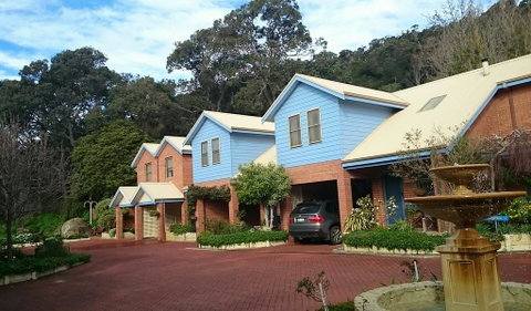 Beachside Apartment - Taree Accommodation 0