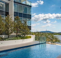 Beautiful Modern Lake View Apartment - Taree Accommodation