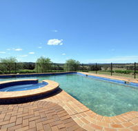Beggars Bridge Vineyard Homestead w/ pool  wifi  tennis  vineyard - Taree Accommodation