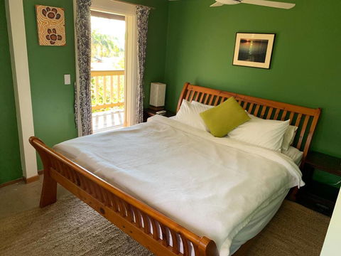 Bellingen Treehouse - Taree Accommodation 0