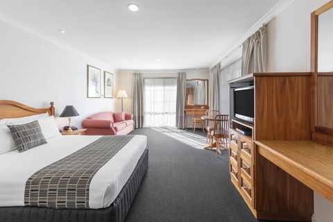 Best Western Ambassador Motor Inn & Apartments - Taree Accommodation 0