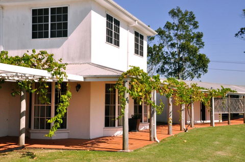 Bimbadgen - Taree Accommodation 1