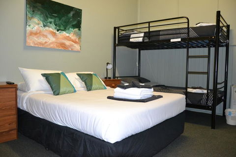 Black Diamond Lodge - Taree Accommodation 2