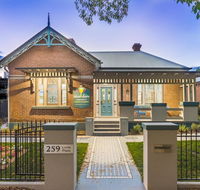 Blue Door Apartments Spacious CBD Apartment - Taree Accommodation