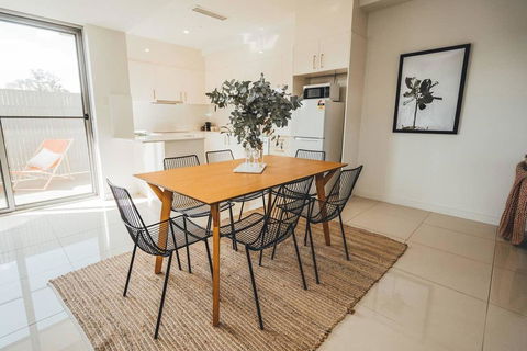 Blue Gum On First Ave - CBD Fringe, WiFi, Netflix - Taree Accommodation 2