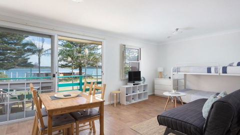 The Pines Units Manning Point - Taree Accommodation 3