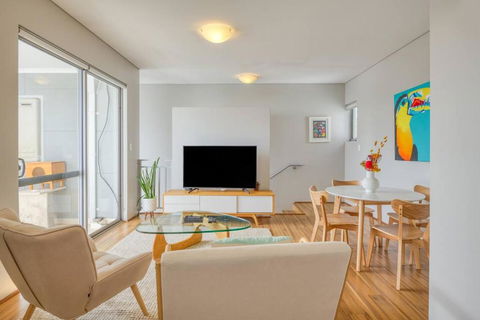 The Nordic Nook - A Relaxed Redcliffe Stay - Taree Accommodation 0