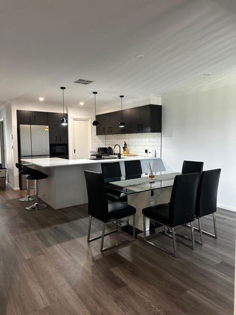 Xquisite - Taree Accommodation 2