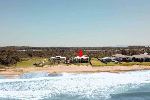 Whitewater Beach House - Taree Accommodation 0