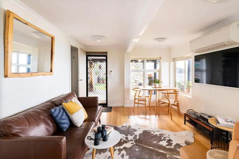 Y Vue - Beachside Apartment With Ocean Views - Taree Accommodation 1