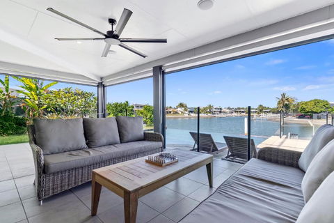YALLA24-Luxury Resort Style Home - Taree Accommodation 2