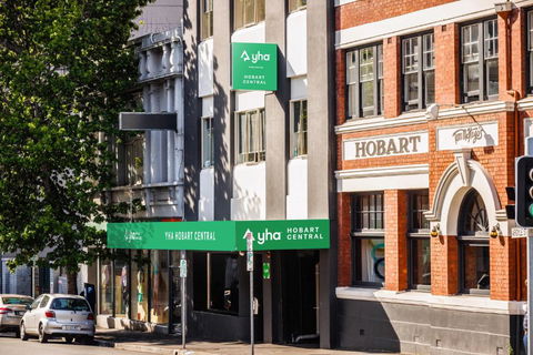 YHA Hobart Central - Taree Accommodation 0