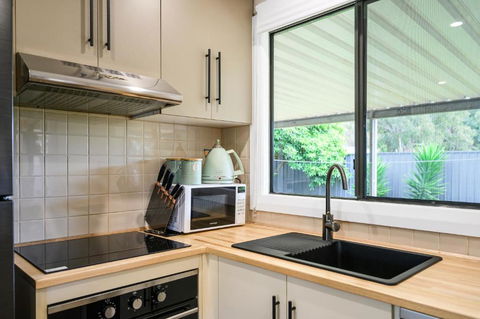 Yankavilla - Yankalilla - C21 SouthCoast Holidays - Taree Accommodation 3