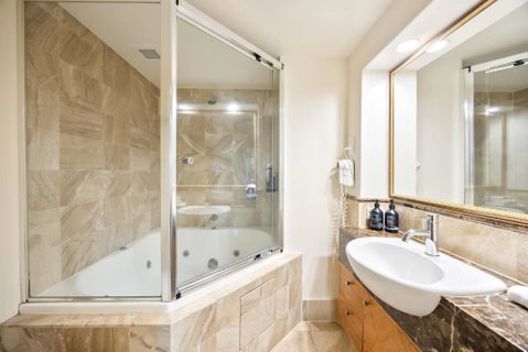 ZANZ205- Exclusive Outdoor Spa With Ocean Glimpses - Taree Accommodation 3