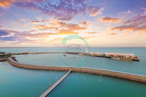 ZEN POINT PENTHOUSE 3-BR Executive W/front Retreat - Taree Accommodation 1