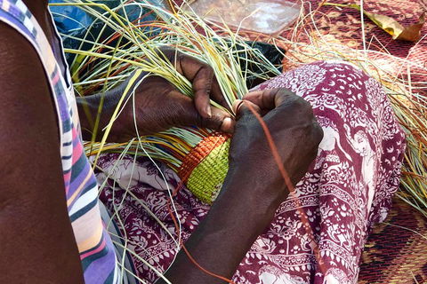 Gay-Wu Woman's 5 Day Yolngu Homeland Tour - Taree Accommodation 4