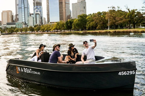 2-Hour Boat Rental In Melbourne - Taree Accommodation 1