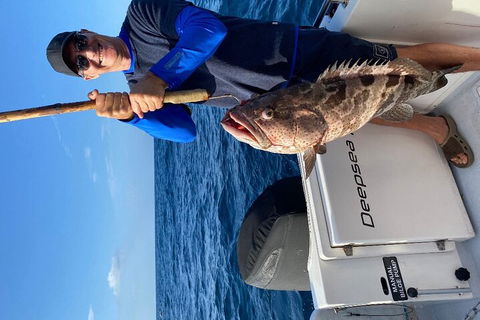1/2 Day 5 Hour Offshore Fishing Charter - Taree Accommodation 5