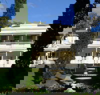 Melbourne City Tour Lifestyle of the Rich and Famous - Taree Accommodation