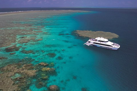 Silversonic Outer Great Barrier Reef Dive And Snorkel Cruise From Port Douglas - Taree Accommodation 1