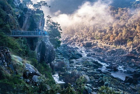3.5 Hours Walking Tour To Cataract Gorge With Local Guide - Taree Accommodation 1
