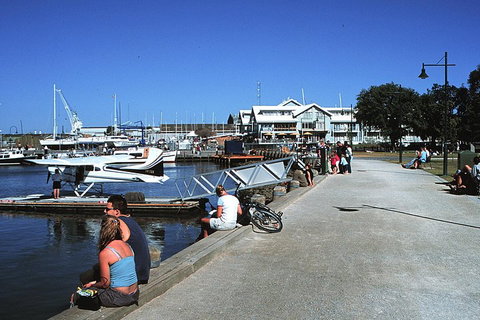 Melbourne City And Williamstown Ferry Cruise - Taree Accommodation 2