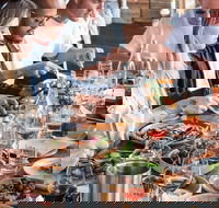 Full-Day Tour to Byron Bay Best Food and Drink Spots - Taree Accommodation