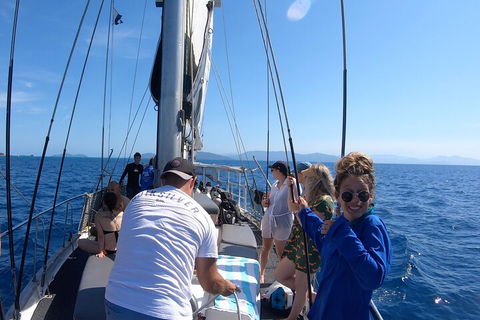 Ocean Free Green Island & Great Barrier Reef Snorkel Cruise, Cairns 25 Guests - Taree Accommodation 3