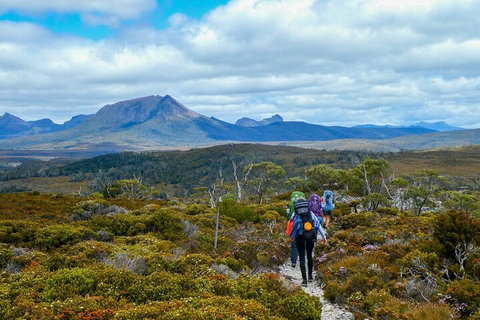6 Day Trek The Cradle Mountain Overland Track - Taree Accommodation 5
