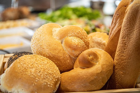 Dinner Buffet Cruise On The Gold Coast - Taree Accommodation 3