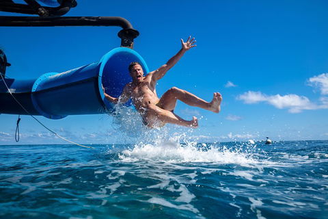 Outer Reef Pontoon Experience From Cairns - Taree Accommodation 2
