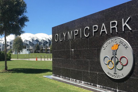 Melbourne Sports Walking Tour - Taree Accommodation 3