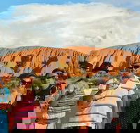Ayers Rock Day Trip from Alice Springs Including Uluru Kata Tjuta and Sunset BBQ Dinner - Taree Accommodation