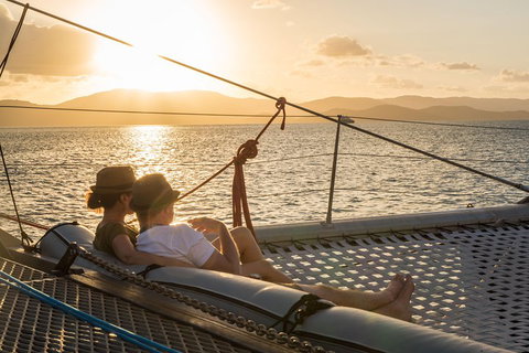 Sunset Sail In The Whitsundays - Taree Accommodation 0