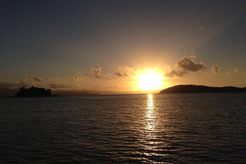 Sunset Sail In The Whitsundays - Taree Accommodation 4