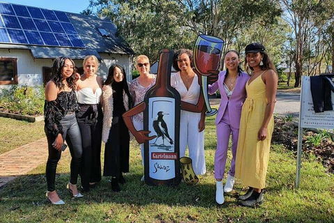 A Full Day Hunter Valley Wine Tasting Tour With Lunch And Tasting Fee's Included - Taree Accommodation 3