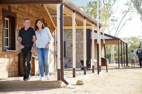 Alice Springs Highlights Tour - Taree Accommodation 0