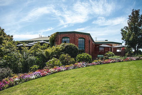 Yarra Valley Premium Tour Inc Lunch And Cheese And Wine Pairing At De Bortoli - Taree Accommodation 3